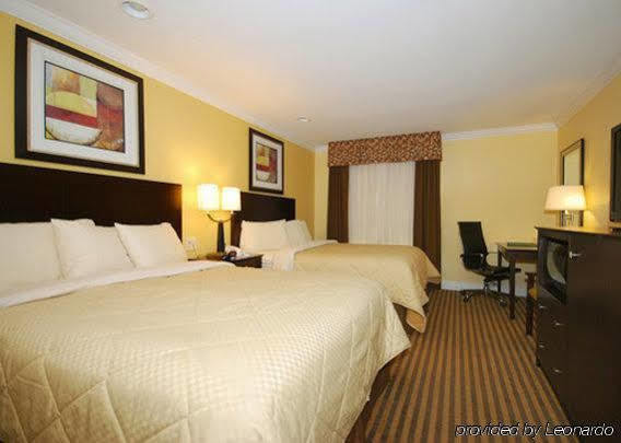 Quality Inn Near Mountain Creek Vernon Exterior photo